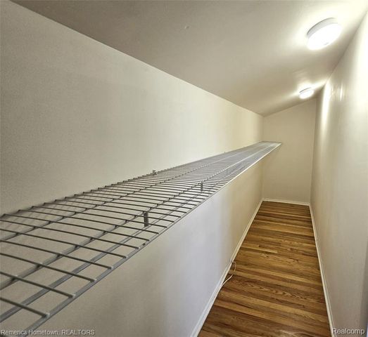 29600 Pickford Street, Livonia, MI 48152