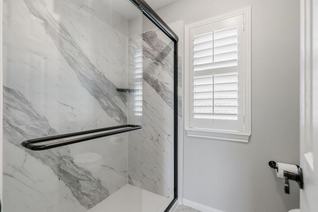 2 Villas Ways Drive, Conroe, TX 77356