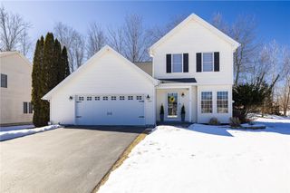 1059 Fawn Wood Drive, Webster, NY 14580