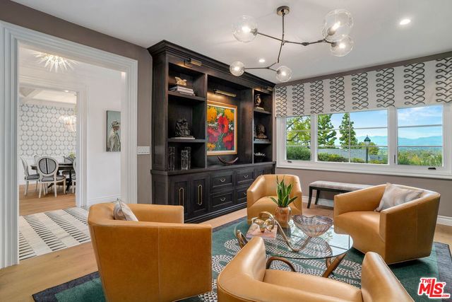 4621 Balboa Avenue, Encino, CA 91316