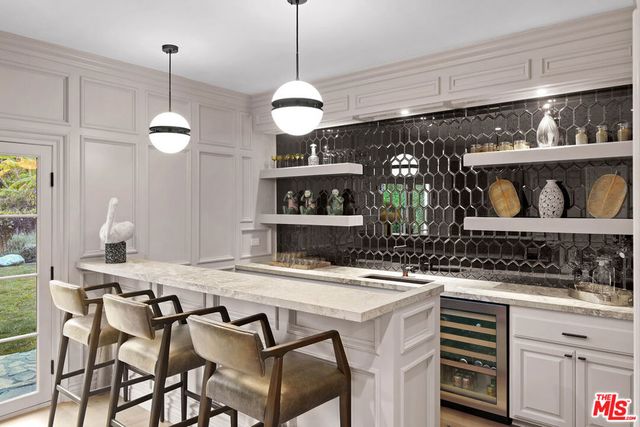 4621 Balboa Avenue, Encino, CA 91316