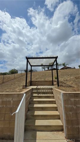 6770 Sandy Lane, Riverside, CA 92505