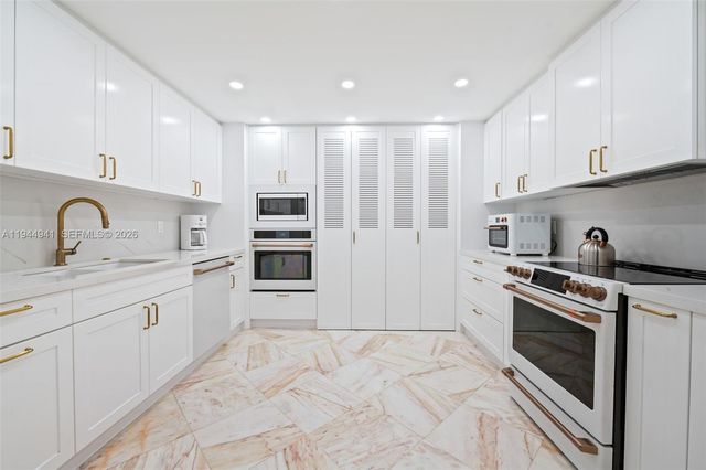 10155 Collins Ave 604, Bal Harbour, FL 33154