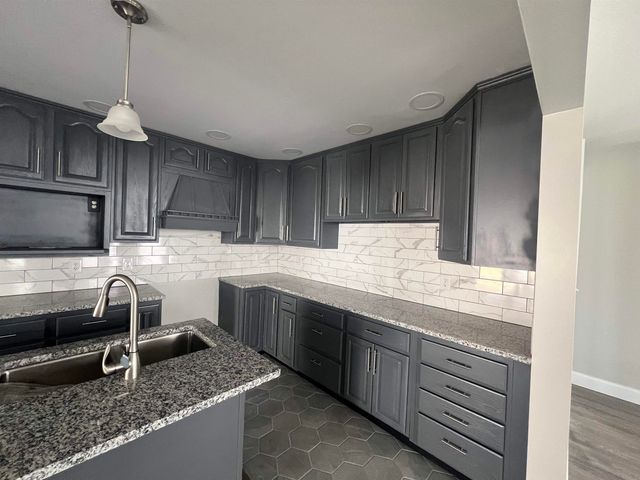 1525 S 6th Street, Ironton, OH 45638