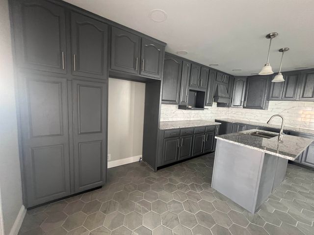 1525 S 6th Street, Ironton, OH 45638