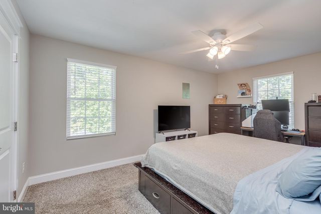221 FOREST AVE, Medford, NJ 08055