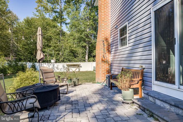 221 FOREST AVE, Medford, NJ 08055