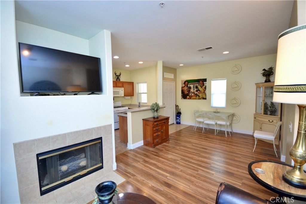 Image 1 of property listing at 26520 Arboretum Way 1907, Murrieta, CA 92563