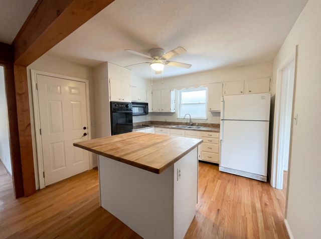 802 Ashwood Lane, Chattanooga, TN 37415