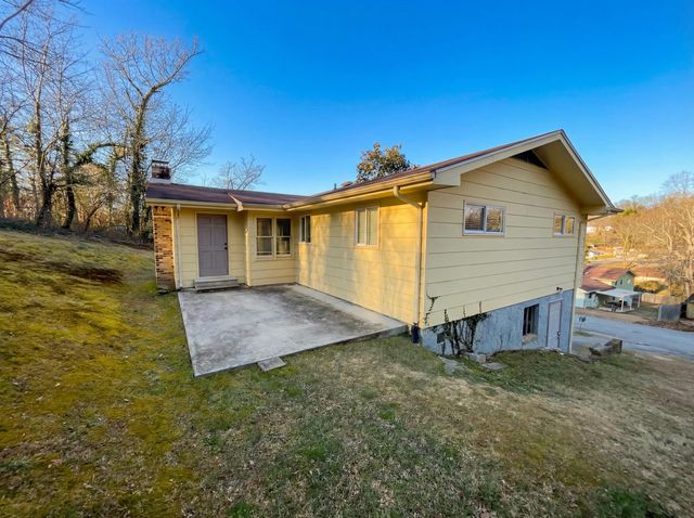 802 Ashwood Lane, Chattanooga, TN 37415