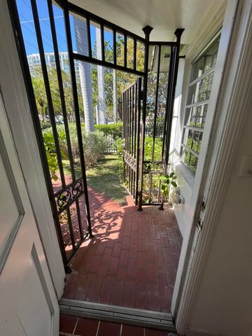 175 SW 25th Road, Miami, FL 33129