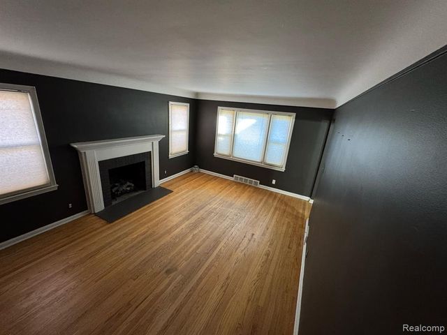 405 N Lafayette Street, Dearborn, MI 48128