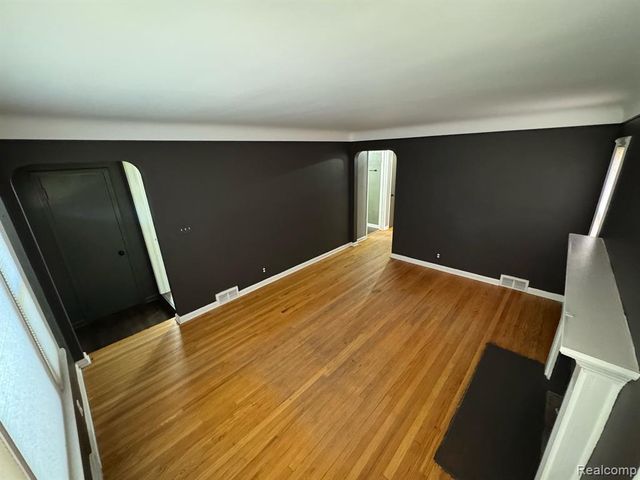 405 N Lafayette Street, Dearborn, MI 48128