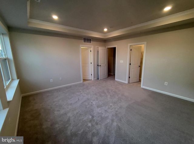 22520 FOUNDATION DR, Ashburn, VA 20148