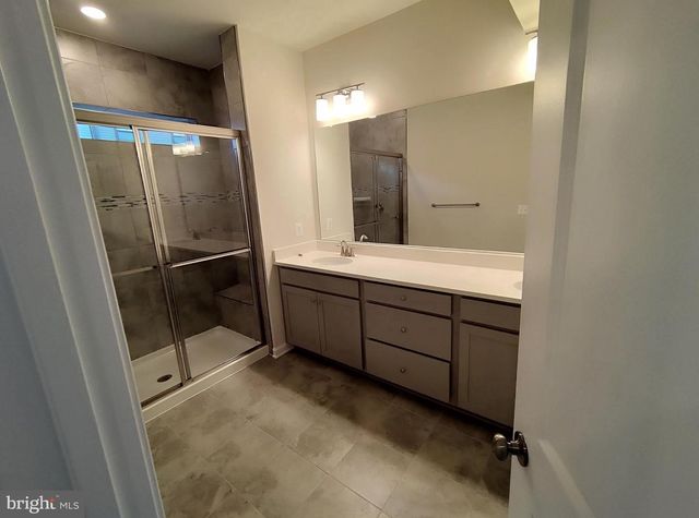 22520 FOUNDATION DR, Ashburn, VA 20148