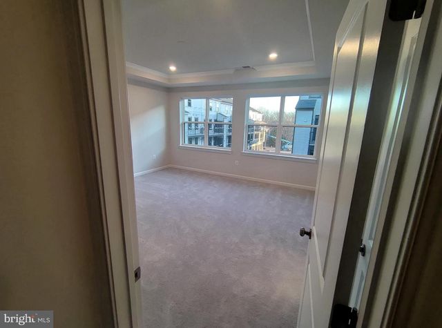 22520 FOUNDATION DR, Ashburn, VA 20148