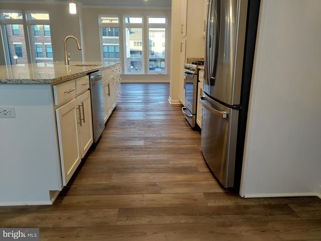 22520 FOUNDATION DR, Ashburn, VA 20148