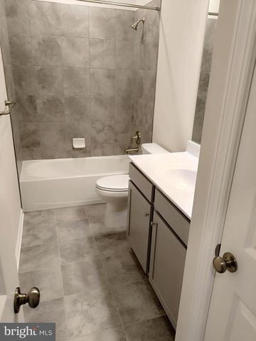 22520 FOUNDATION DR, Ashburn, VA 20148