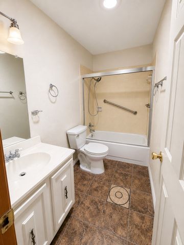 1734 Hartford Drive, Carrollton, TX 75007