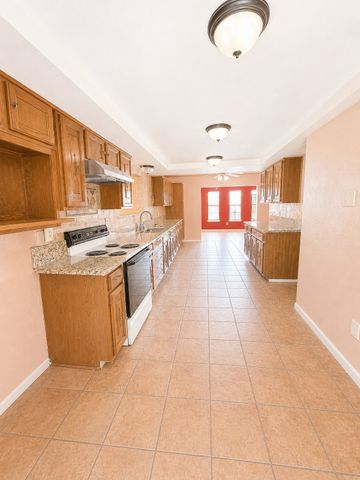 1734 Hartford Drive, Carrollton, TX 75007