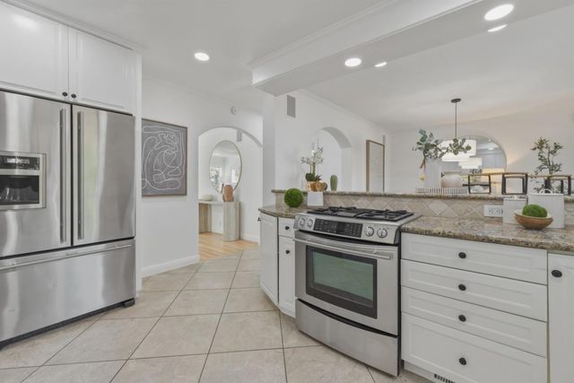 608 San Benito Avenue, Menlo Park, CA 94025