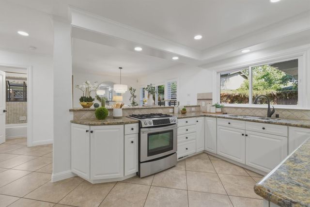 608 San Benito Avenue, Menlo Park, CA 94025