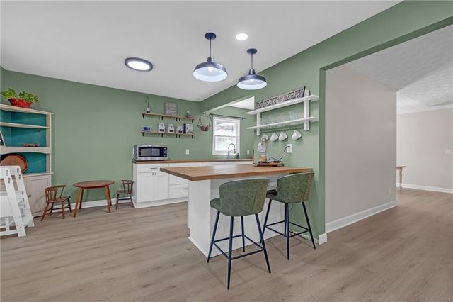 989 Tullis Road, Lawrenceville, GA 30043