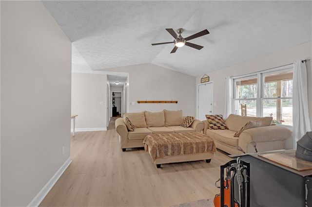 989 Tullis Road, Lawrenceville, GA 30043