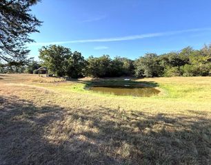 1127 County Road 234 RD, Milano, TX 76556