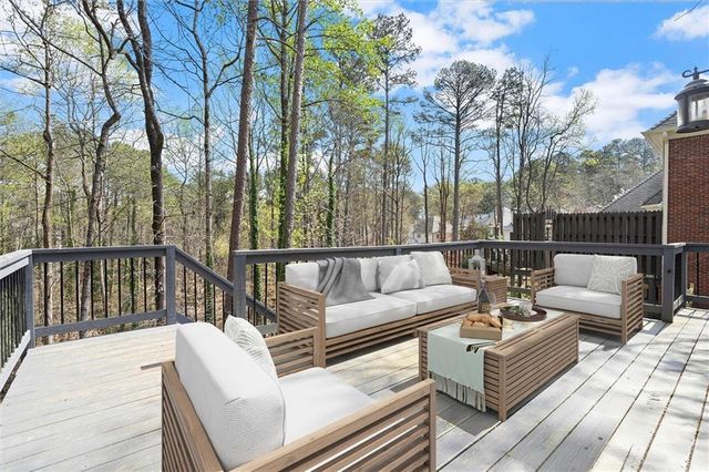 1816 Bishops Green Drive, Marietta, GA 30062