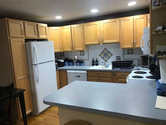 1 Atkinson Drive 5, Saugus, MA 01906