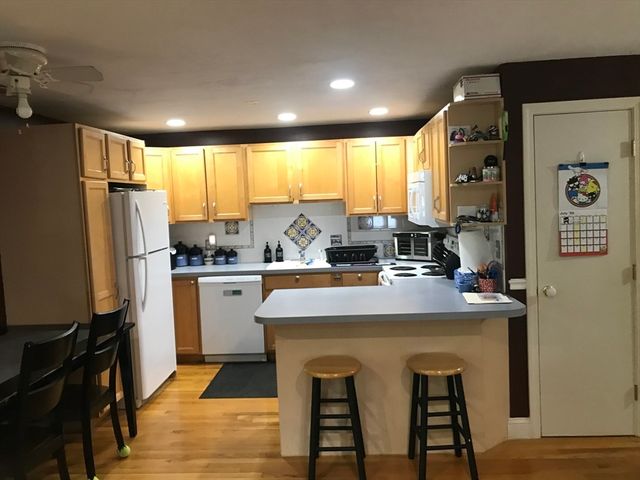 1 Atkinson Drive 5, Saugus, MA 01906