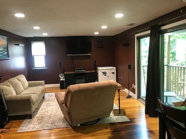 1 Atkinson Drive 5, Saugus, MA 01906