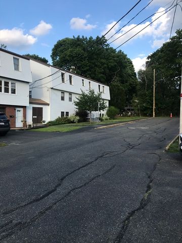 1 Atkinson Drive 5, Saugus, MA 01906