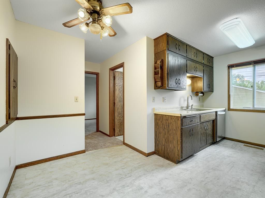 1625 Mclean Avenue, Saint Paul, MN 55106 — photo 5
