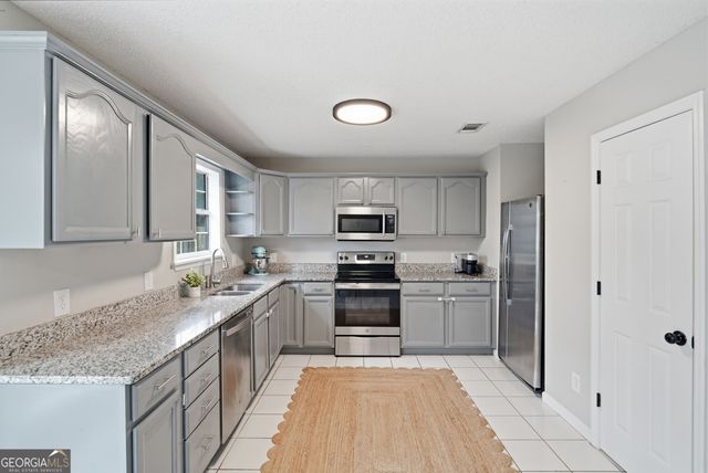 161 Timber Ridge Drive, Brunswick, GA 31525