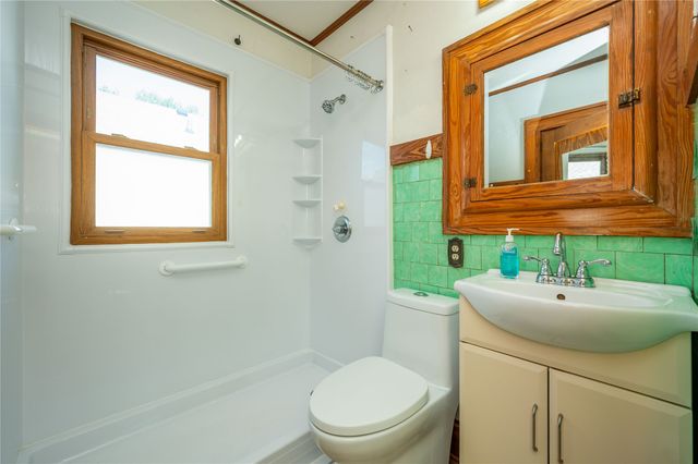 1526 Wilson Avenue, Des Moines, IA 50316