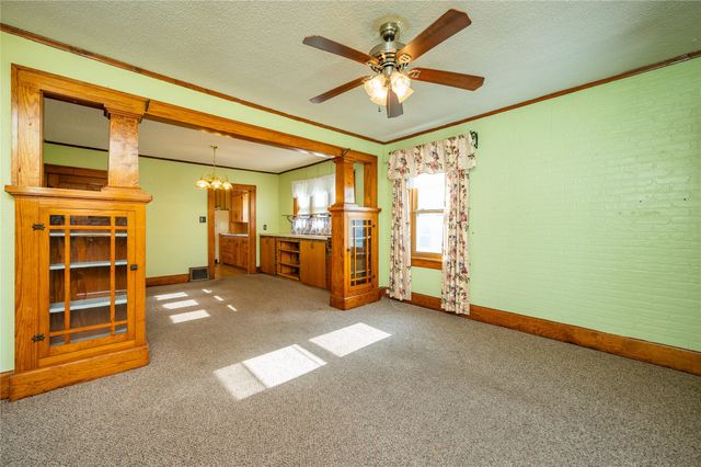1526 Wilson Avenue, Des Moines, IA 50316