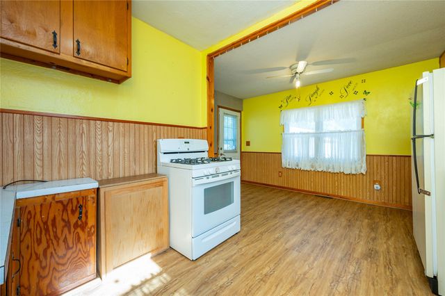 1526 Wilson Avenue, Des Moines, IA 50316
