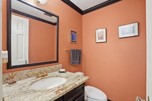 1914 Canterbury Street, Houston, TX 77030