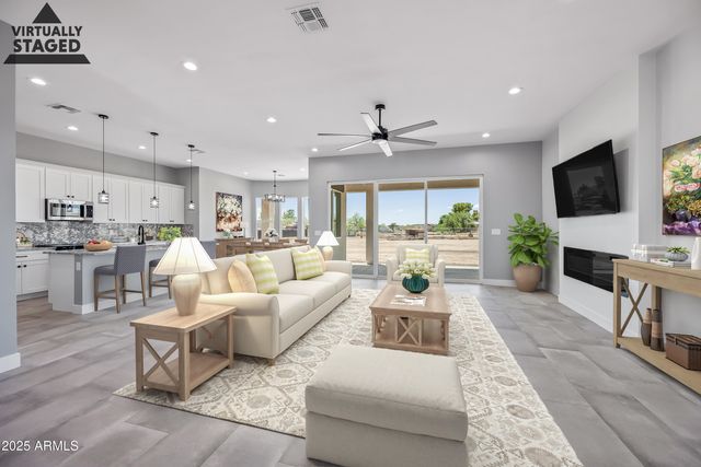 29108 N 205 Avenue, Wittmann, AZ 85361