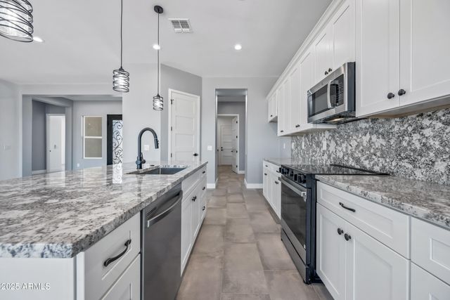 29108 N 205 Avenue, Wittmann, AZ 85361