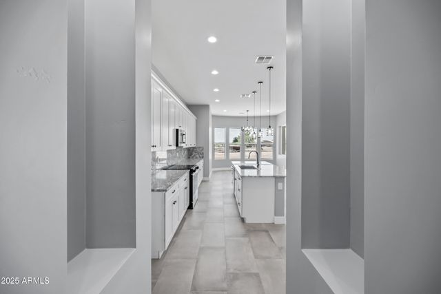 29108 N 205 Avenue, Wittmann, AZ 85361