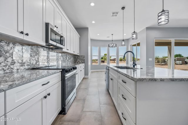 29108 N 205 Avenue, Wittmann, AZ 85361