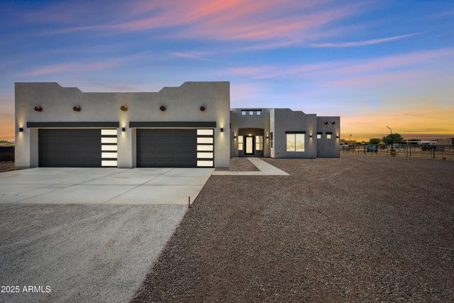 29108 N 205 Avenue, Wittmann, AZ 85361