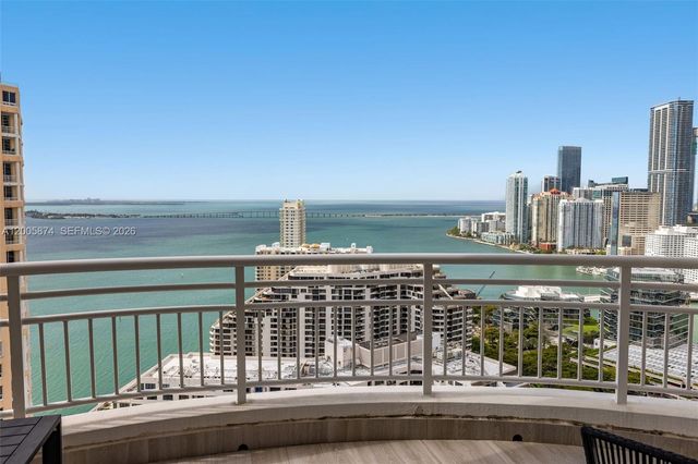 848 Brickell Key Dr 3403, Miami, FL 33131