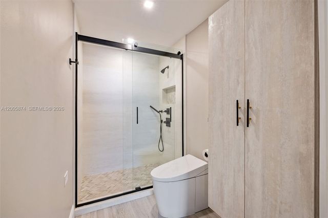 848 Brickell Key Dr 3403, Miami, FL 33131