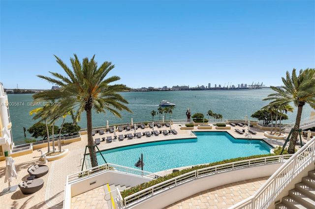 848 Brickell Key Dr 3403, Miami, FL 33131