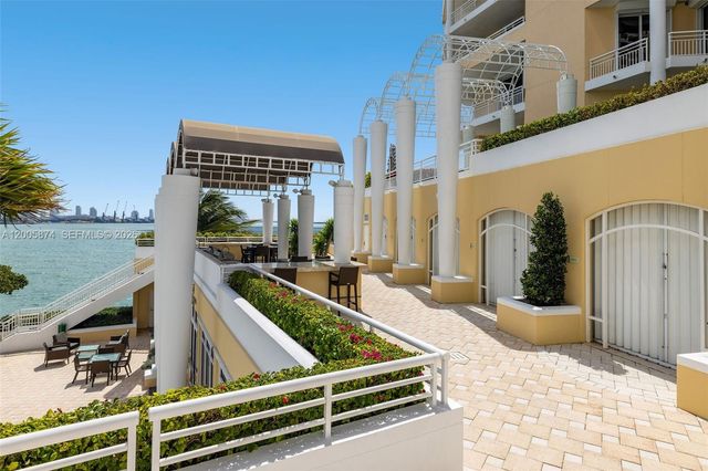 848 Brickell Key Dr 3403, Miami, FL 33131