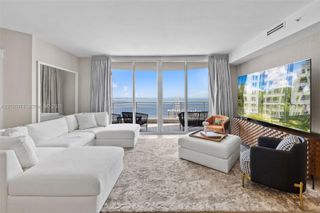 848 Brickell Key Dr 3403, Miami, FL 33131